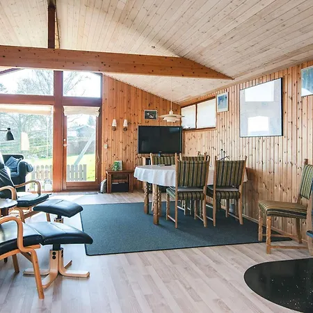 5 Person In Juelsminde * Sonderby (Midtjylland)