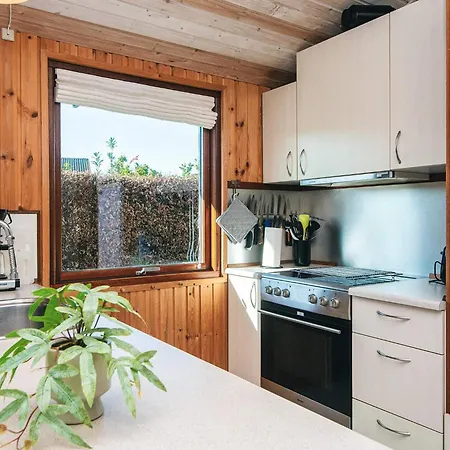 4 Star In Juelsminde Sønderby