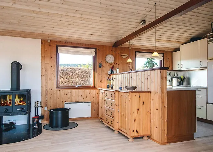 Seaside Escape With Views - By Traum